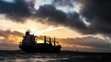 Български моряк загина на кораб до остров Сардиния