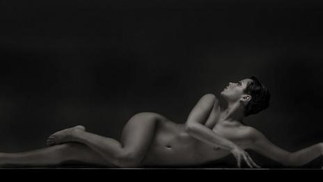 Германка провокира с актова фотография на „Варна фото фест 2015“