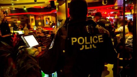 Акция по игрални зали, заложни къщи и фирми за бързи кредити във Варна