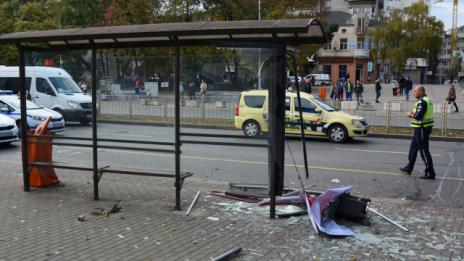 Тежко остава състоянието на едно от децата, блъснати на спирка във Варна