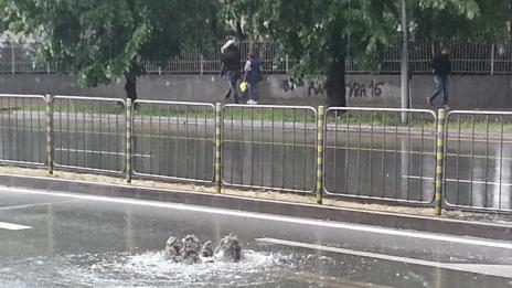За 2 часа 15 л дъжд се изляха над Варна