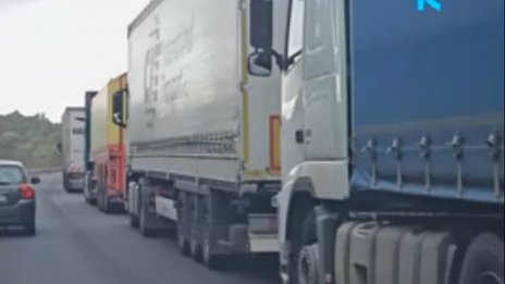 18 км колона от тирове преди &bdquo;Капитан Андреево&rdquo;