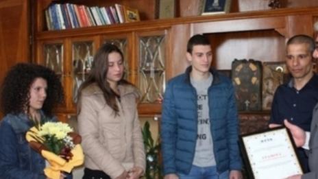 Стартира кампания в подкрепа на абитуриенти