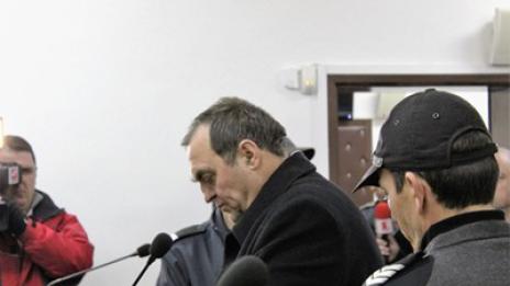 Иван Евстатиев правел оргии в хотела, докато бил кмет на Стрелча