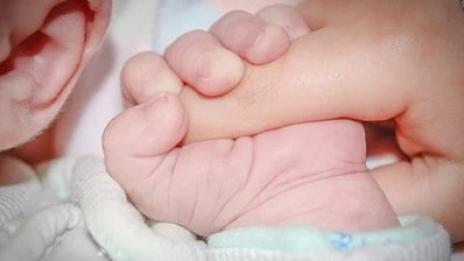 Жестокост! Спасиха от родителите му гладно и премръзнало бебе на 2 месеца