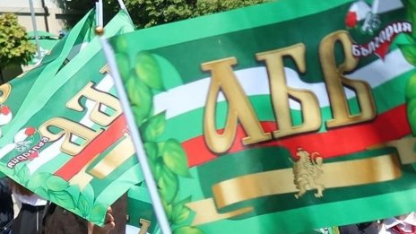 73 блока се включват в празничното шествие във Варна за 24 май