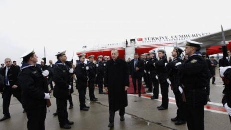  Ердоган пристигна във Варна