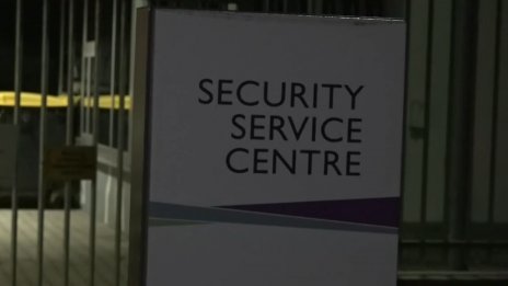 Германия обвини Русия за инцидента на летището в Лайпциг, опозицията у нас използва повода за атака срещу управляващите
