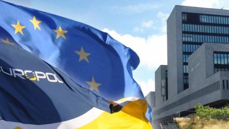 Европол: 22 арестувани при операция срещу група за контрабанда на наркотици