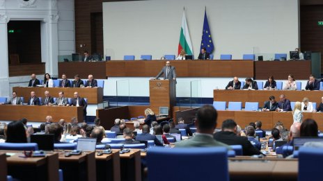 Парламентът прие на първо четене законопроекта за Бюджет 2026