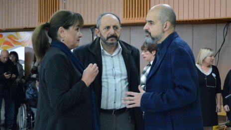 Решиха проблема с транспорта на децата от училище за деца с нарушено зрение във Варна
