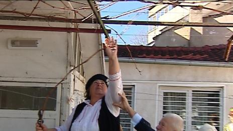 И пенсионерският клуб в кв. Аспарухово почете Трифон Зарезан