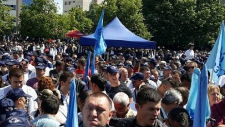 Политически дрязги между ДПС и ДОСТ на митинга в Джебел  