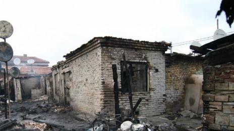 И Троян на бунт срещу ромско гето