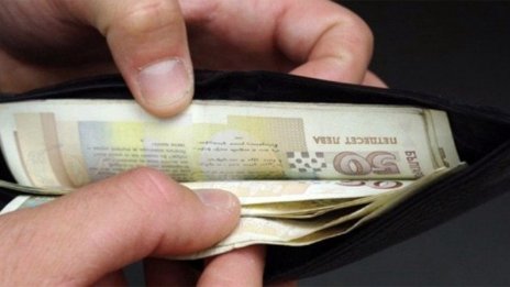 Планират 933 лв. минимална заплата от 1 януари догодина