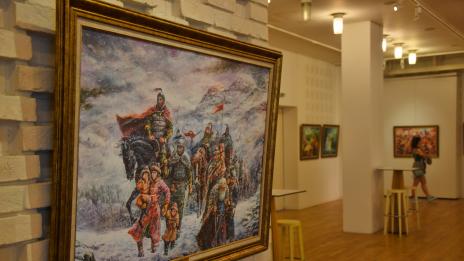 Над 40 монументални исторически картини и артефакти представя галерия „Графит“
