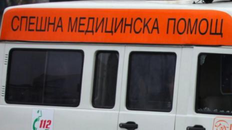 При потегляне: Мъж блъсна пещеходец във Варна 