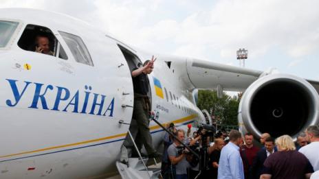 Успешно приключи размяната на затворници между Русия и Украйна