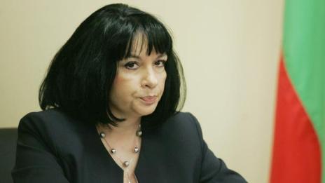 Теменужка Петкова: Енергетиката се управлява така, че да се източват пари