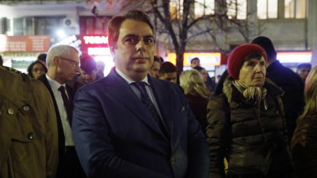 Асен Василев: Този бюджет ще вземе от всеки гражданин 600 лева