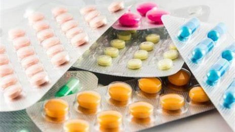 Главоболие и гадене: Мистериозна нова треска убива деца и бебета
