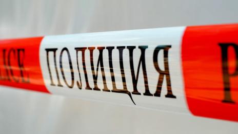 Ученици биха учител с дървен кол в гимназия в Садово