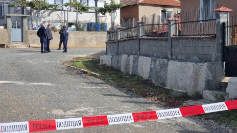 Чичото на тройния убиец от Люляково се обеси