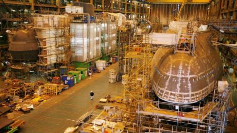 Евакуираха корабостроителница заради сигнал за бомба