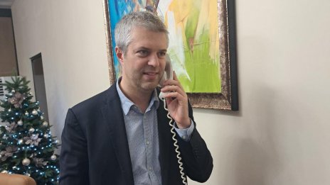 Варненка навърши 102 г., кметът й звънна, за да я поздрави