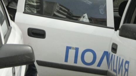 "Инкасаторка" искала по 10 лв. за чистене на водомери