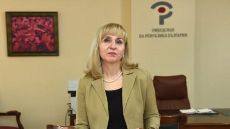 Омбудсманът: Разследвайте полицейското насилие над граждани