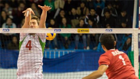 България загуби от Иран с 1:3 на СП за юноши