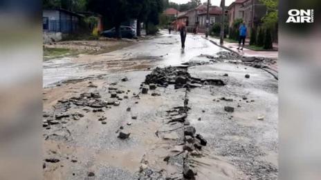 АПИ помага за ремонта на пътя във Ветрен, разрушен от буря 