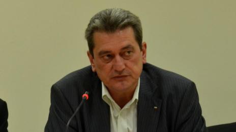 Нов метод в Хитрино – обливат цистерните с топла вода