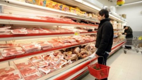 Отчитат скок в цената на хляба и месото през юли