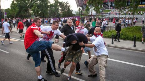 Англичани се сбиха с местни от Марсилия