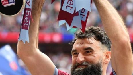 Чистка! Вила се разделя с 8 играчи  