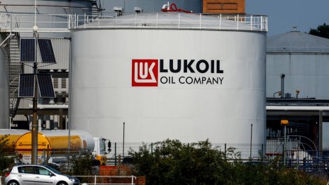 Последно: От 1 януари забраняват износ на горива от руски петрол