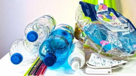 Франция със забрана за пластмасовите отпадъци