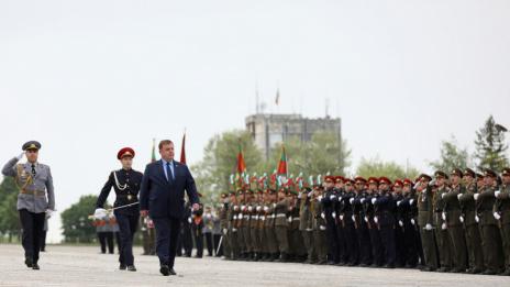 Красимир Каракачанов: В историята на България народ и армия винаги са били в едно