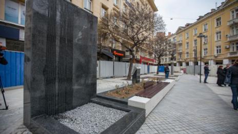 Фандъкова нареди: Да се махне „водната стена“ от Гарибалди