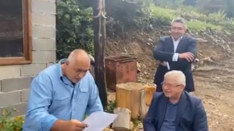 Събота е, премиерът пак яхна джипа и тръгна на инспекция