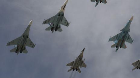 Сирийската армия и руски самолети атакуваха селища северно от Хомс