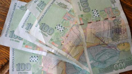 Ало апаши измамиха 86-годишен дядо, даде им 2500 лв.