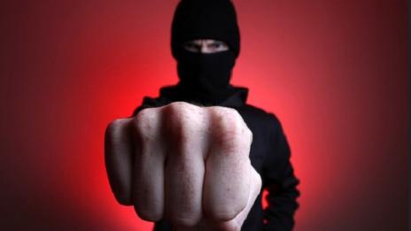 Трима от 10 клас пребиха деветокласник в Бургас