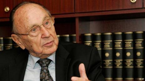 Почина Ханс-Дитрих Геншер, бивш германски външен министър