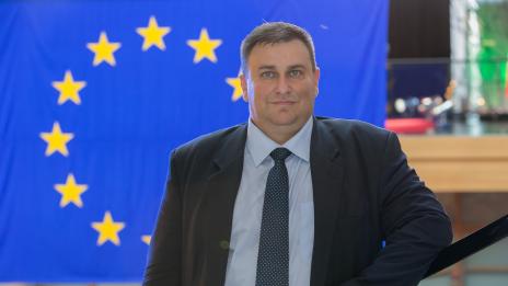Емил Радев настоява за независими и задълбочени научни изследвания относно влиянието на глифозата върху хората и животните