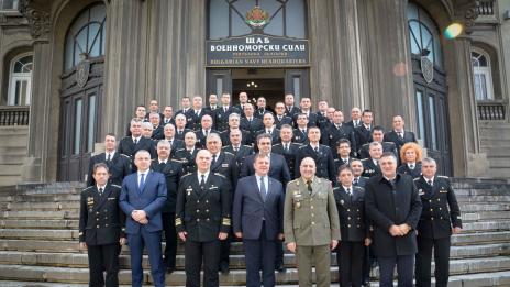 Обмислят купуването на подводница за ВМС