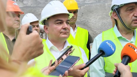 Абровски: Видя се, че Дунав не е неизчерпаем източник на вода