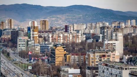 Липсата на работа гони младите в чужбина или в София